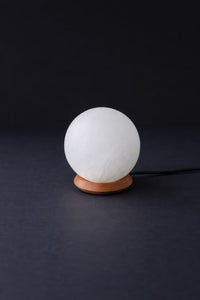 ROCK SALT WHITE LED LAMP BALL WITH WOOD + LED & USB CABLE