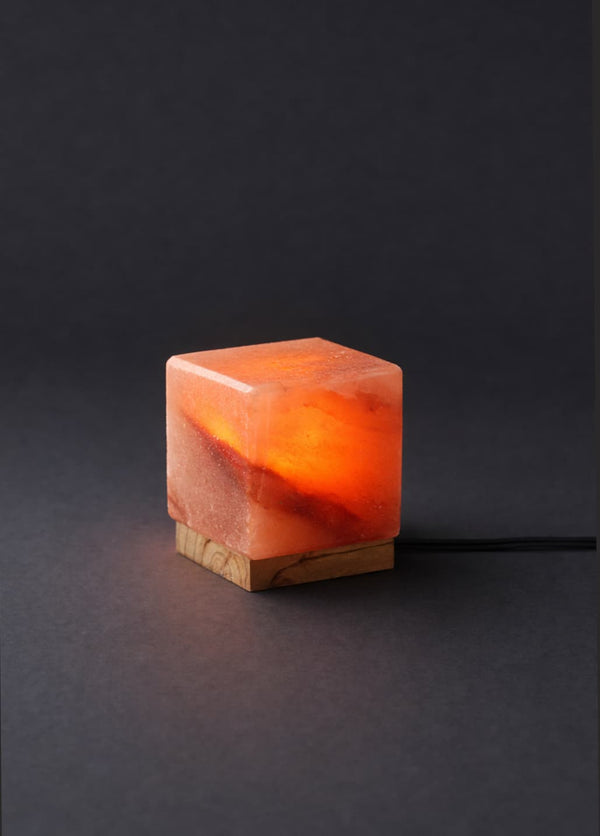 ROCK SALT PINK LED LAMP CUBE WITH WOOD + LED & USB CABLE