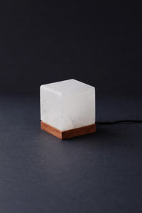 ROCK SALT WHITE LED LAMP CUBE WITH WOOD + LED & USB CABLE