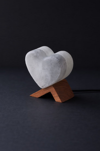 ROCK SALT WHITE / BLACK LED LAMP TWIN HEART WITH WOOD + LED & USB CABLE