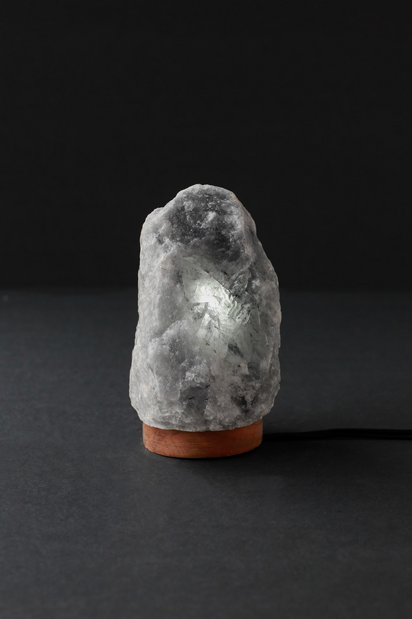 ROCK SALT BLACK LAMP WITH WOOD + ELECTRIC