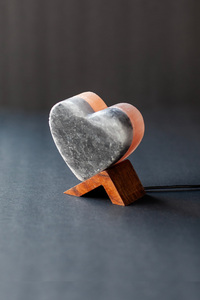 ROCK SALT PINK / BLACK LED LAMP TWIN HEART WITH WOOD + LED & USB CABLE