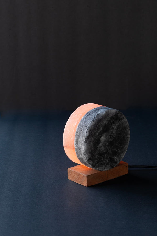 ROCK SALT PINK / BLACK LED LAMP TWIN MOON WITH WOOD + LED & USB CABLE