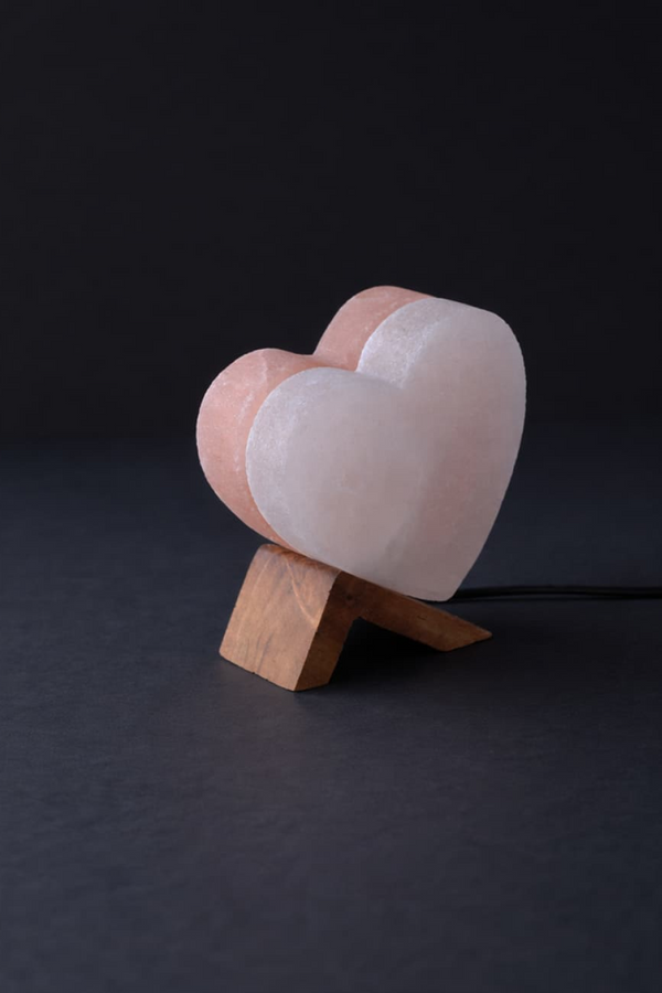 ROCK SALT PINK / WHITE LED LAMP TWIN HEART WITH WOOD + LED & USB CABLE